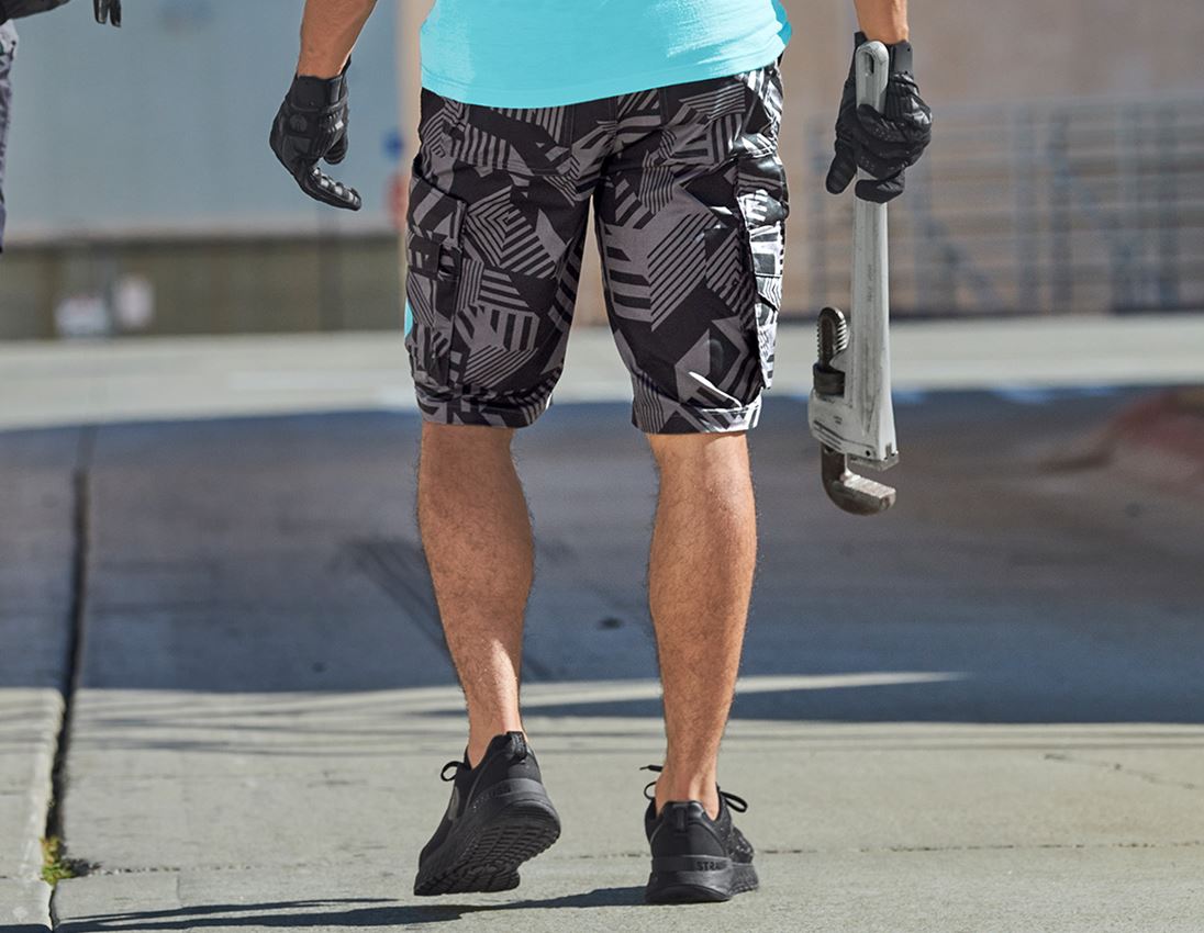Work Trousers: Shorts e.s.trail + black/anthracite/lapisturquoise 1