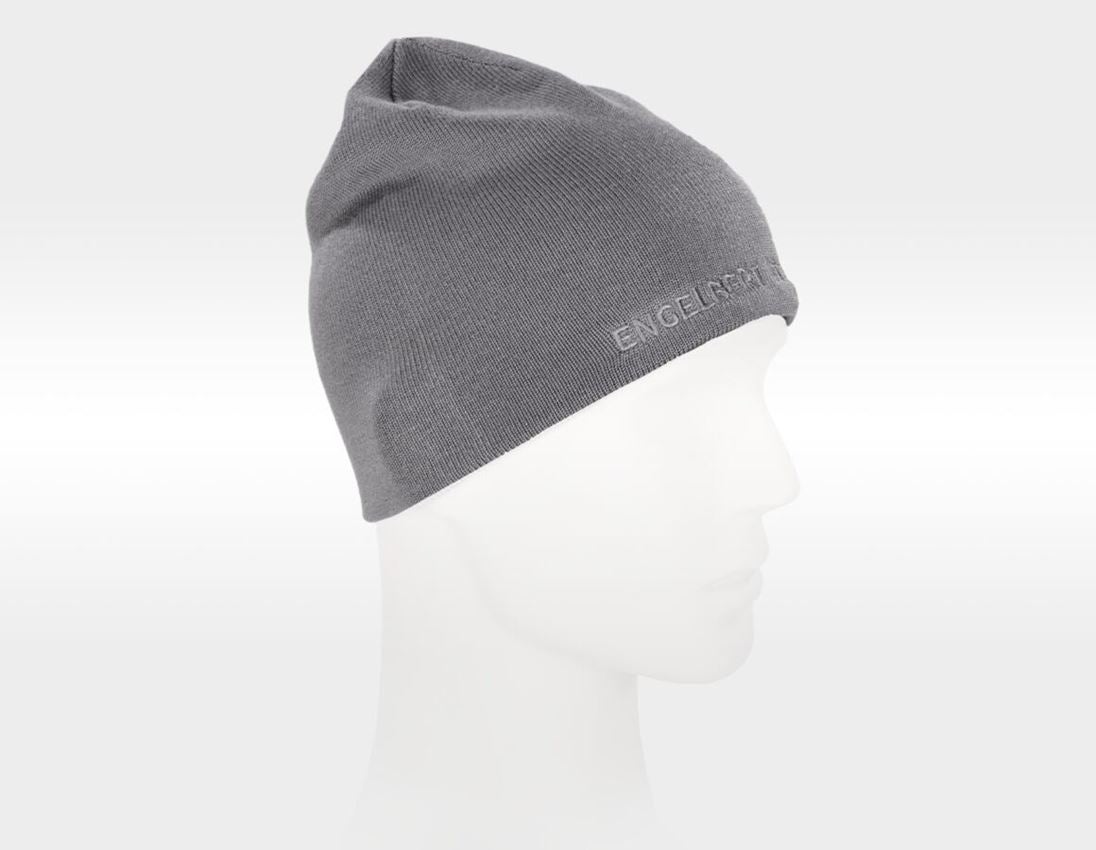 Accessories: Fine knit hat e.s.dynashield + cement 3