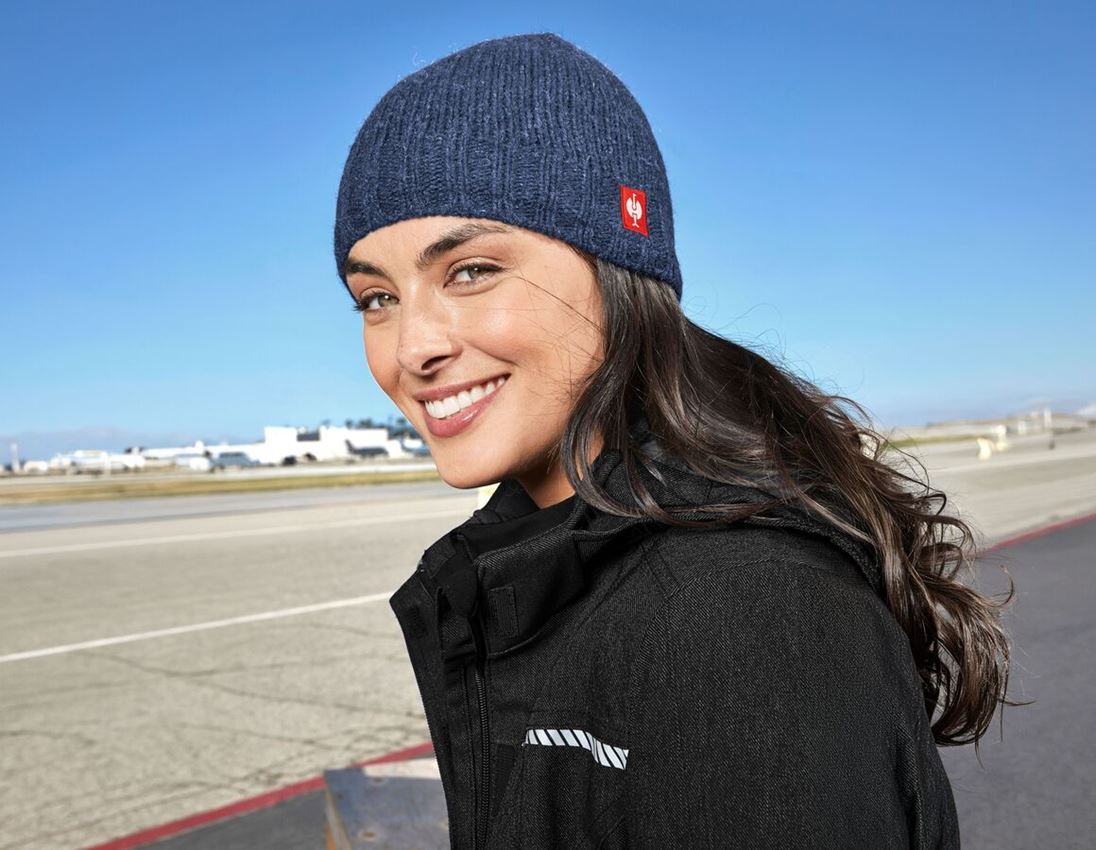 Winter accessories: e.s. Chunky knit hat + midnightblue 1