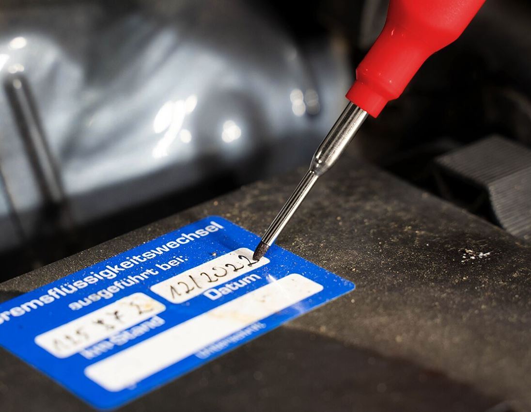 Marking tools: e.s. Permanent borehole marker with holder 2