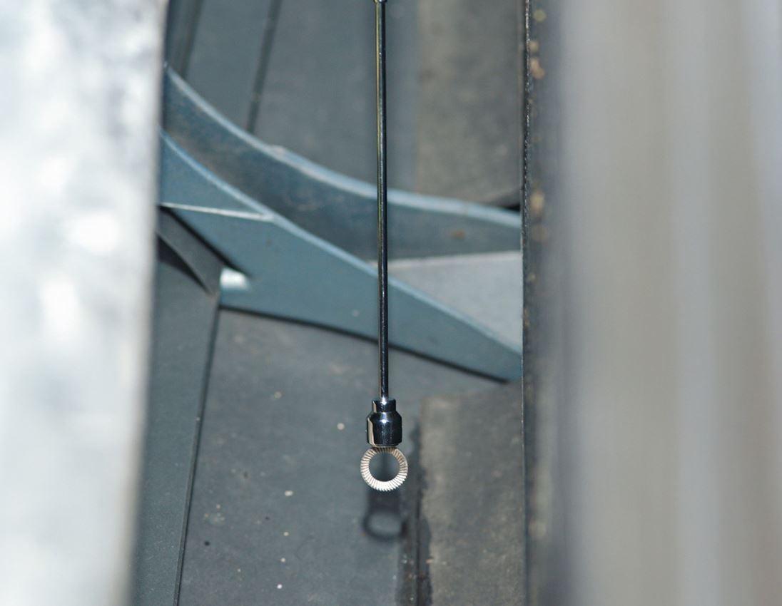 Offers of the month: e.s. Telescopic magnetic pick-up