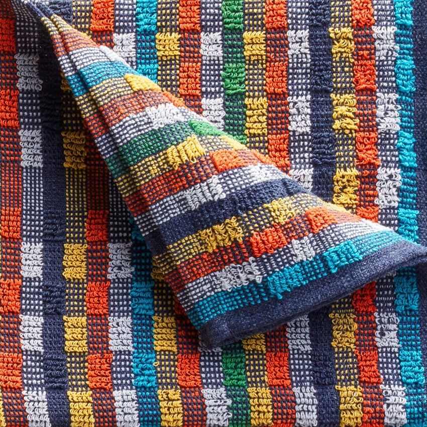 Cloths: Terrycloth Towels 2