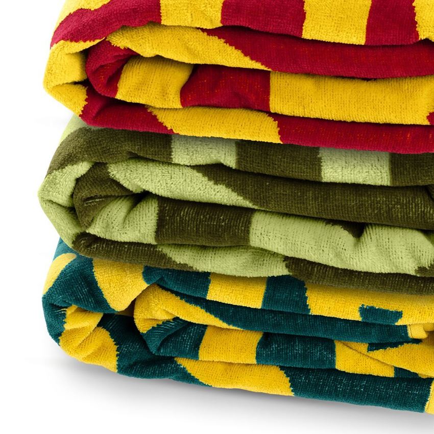 Accessories: e.s. Sauna and beach towel + junipergreen/limegreen 2