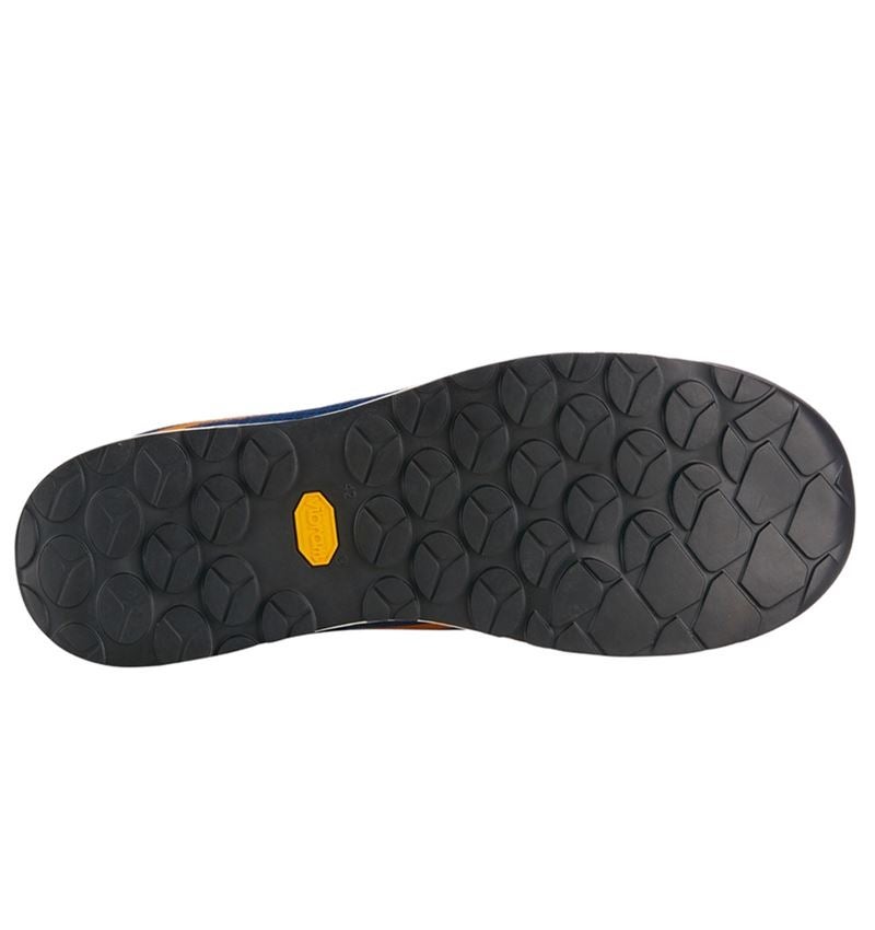 Footwear: S1 Safety shoes e.s. Arges + ink/raps 4