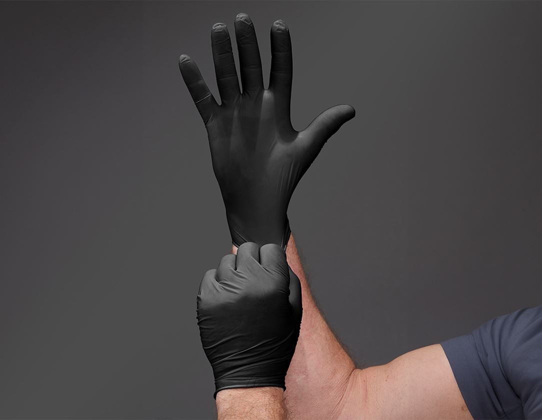Offers of the month: Disposable nitrile gloves, powder-free + black 1