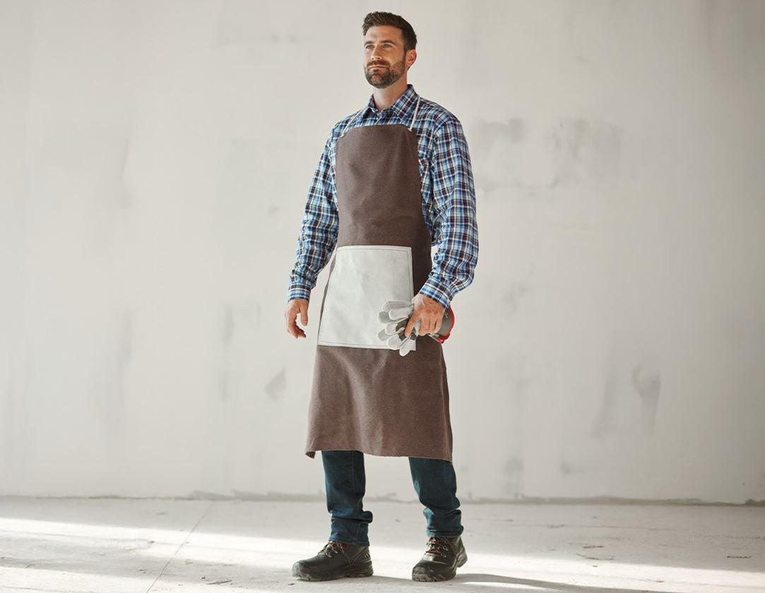 Aprons: Canvas apron with leather stomach reinforcement + redbrown/white
