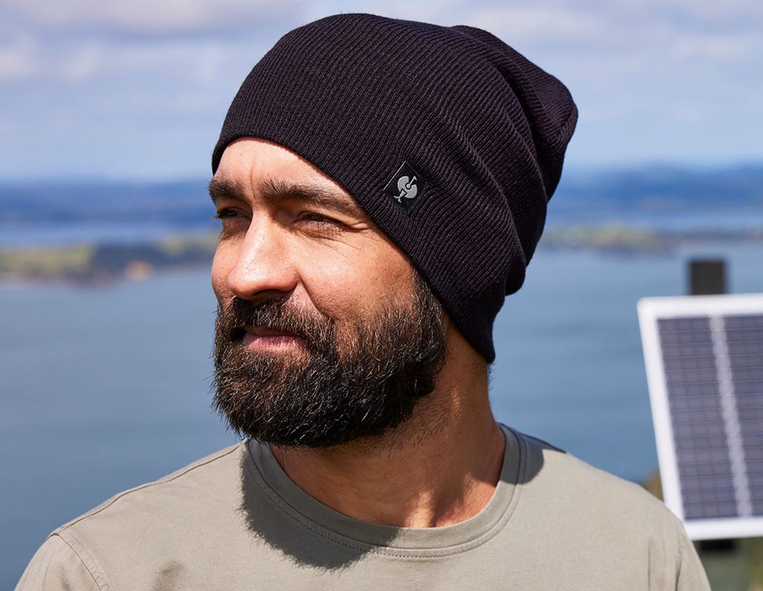 Accessories: Knitted cap e.s.motion ten + oxidblack