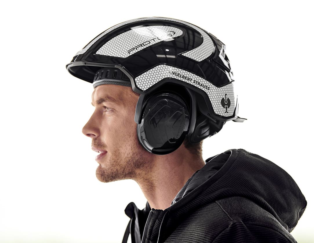 Accessories: e.s. Ear protectors Protos® + black