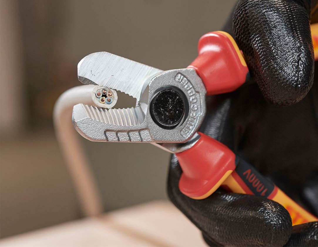 Tongs: e.s. cable cutter VDE 1