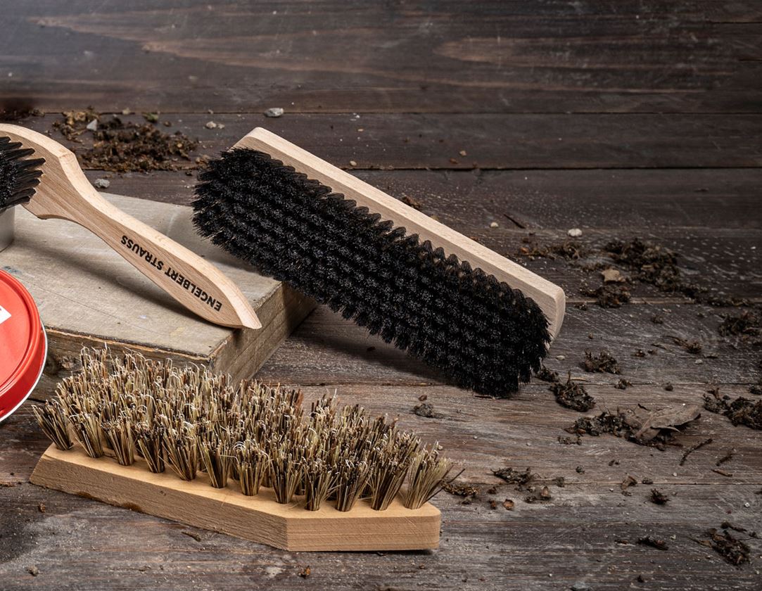 Shoe Care Products: Horse hair polishing brush
