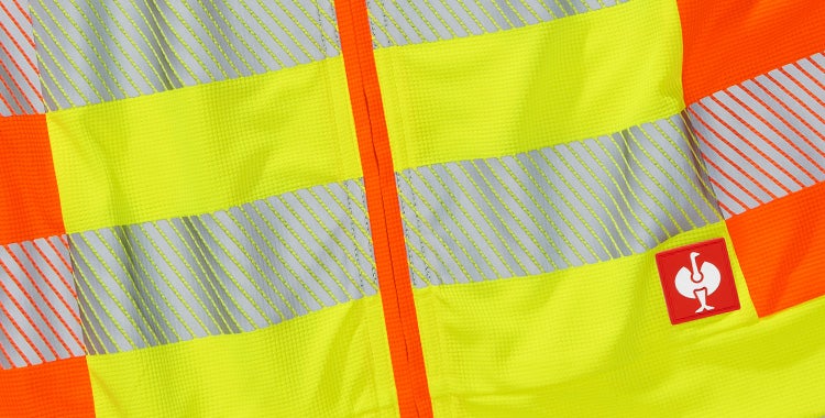 Detail high-vis bodywarmer motion2020
