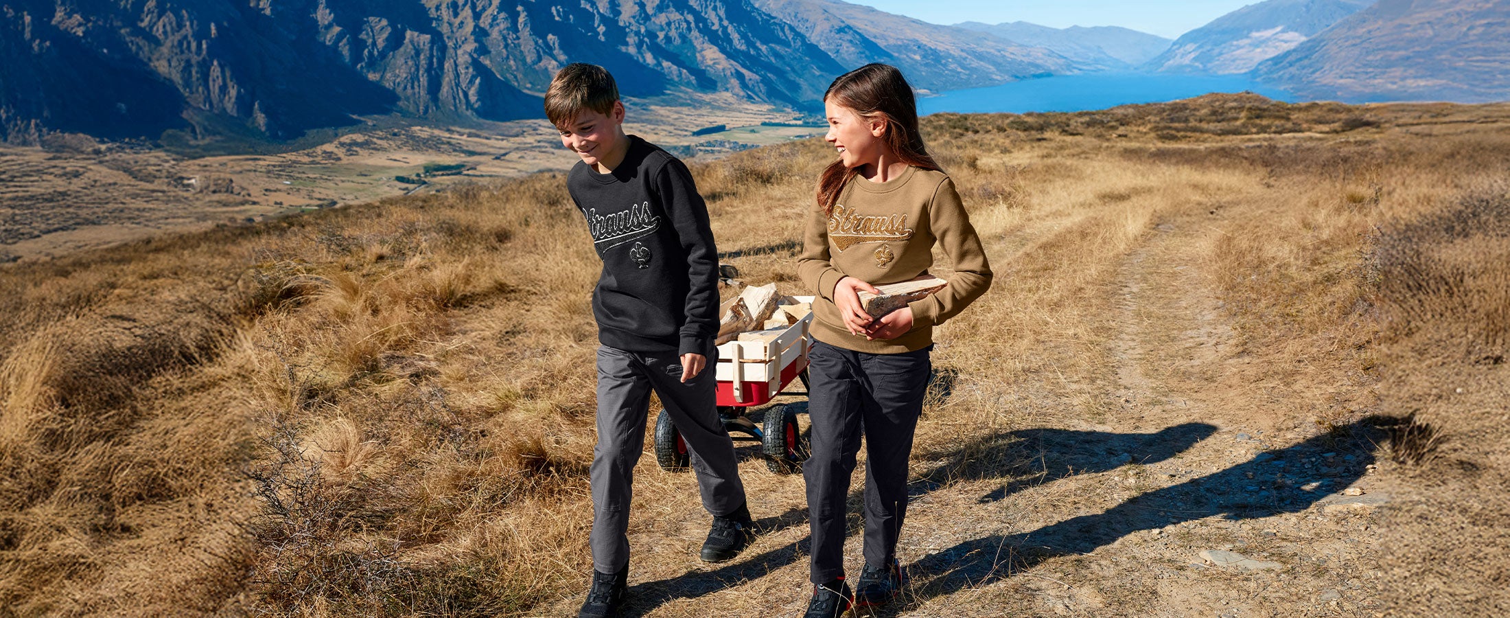 Kids in the new e:pic tops
